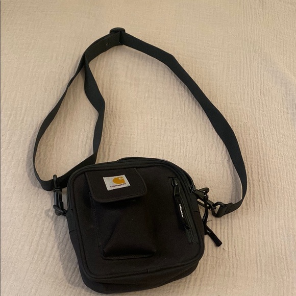 Carhartt Black Bag with Adjustable Strap. Unisex model - Picture 1 of 10